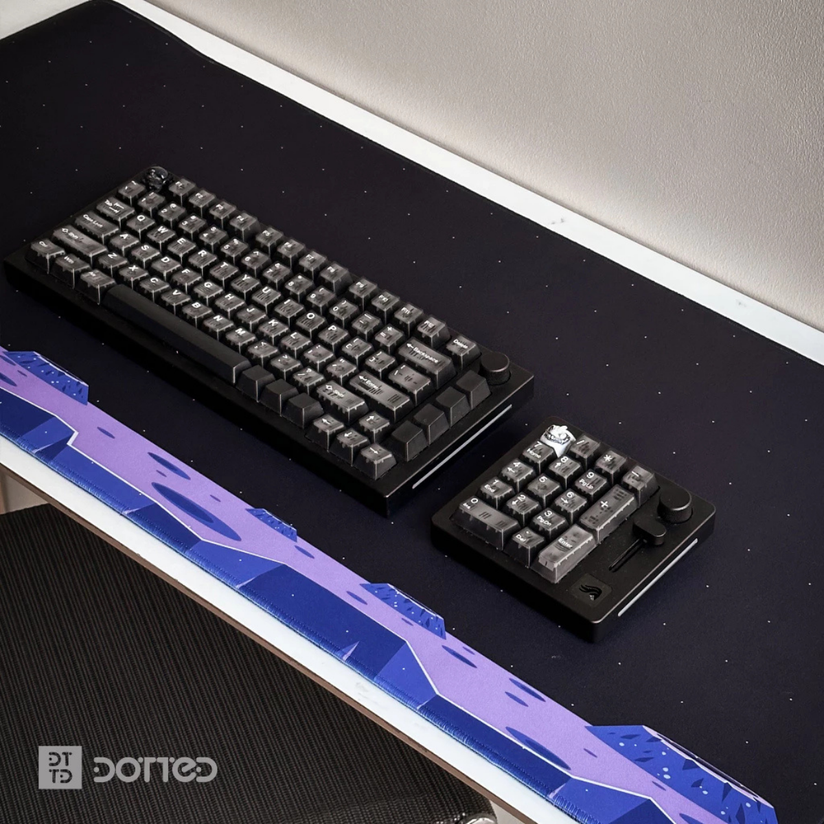 DOTTED LUNAR ROCK 900X400MM DESK MAT (4MM)